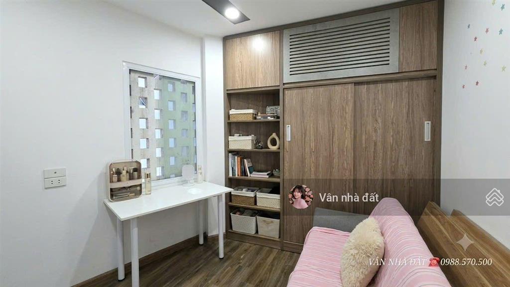 Chỉ 2.35 tỷ khó tìm căn thứ 2 có sổ đỏ 50m ngay võng thị hồ tây