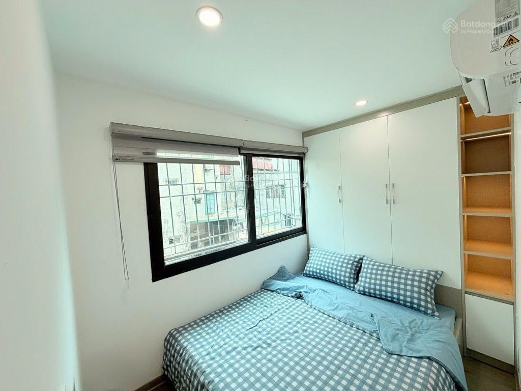 Bán ch tập thể phố 8/3, kim ngưu, nhà đẹp, 60m2 2 ngủ, wc khép kín, sổ riêng giá 3,3 tỷ