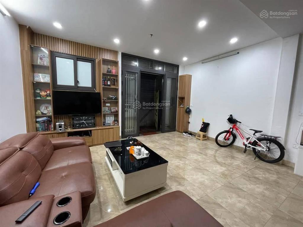 Bán nhà ngõ 68 triều khúc  36m2  4 tầng  6.7 tỷ  nhà dân xây  2 thoáng  gần ô tô