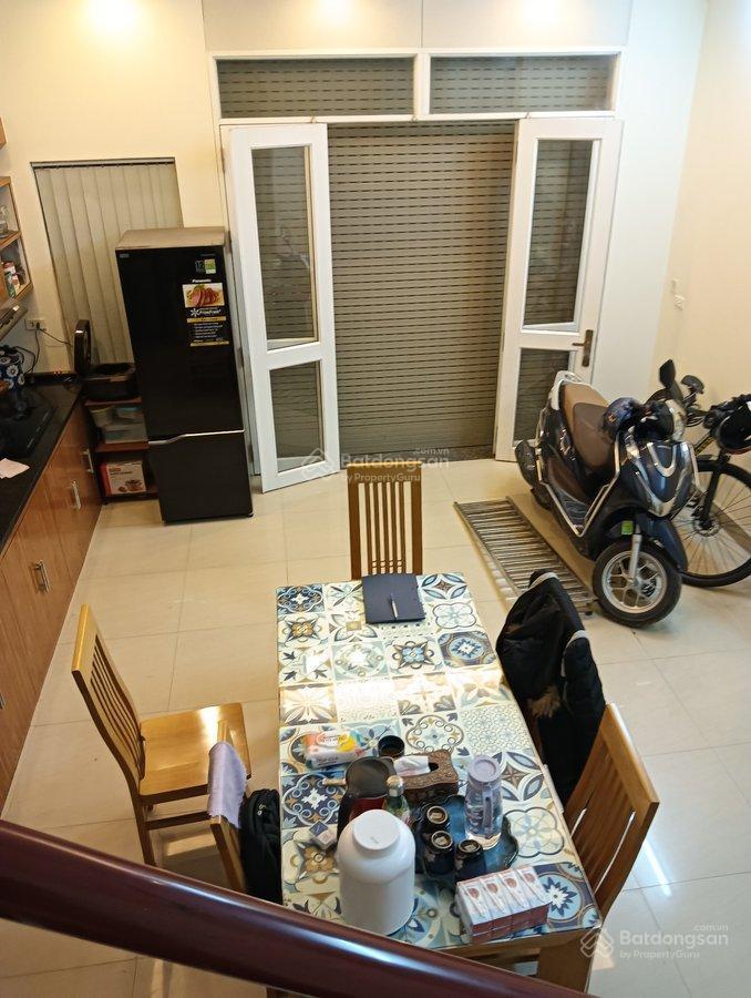 Tôi bán nhà 31m2  4 tầng  mặt tiền 5m  ngõ thông  ô tô đỗ cửa  phố vũ hữu, thanh xuân