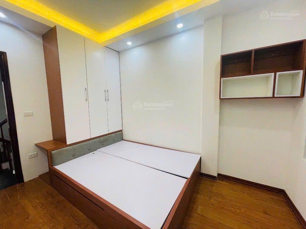 Tôi bán nhà đẹp 35m2 triều khúc, thanh xuân  5 tầng  mặt tiền 3.5m  ngõ thông  gần ô tô