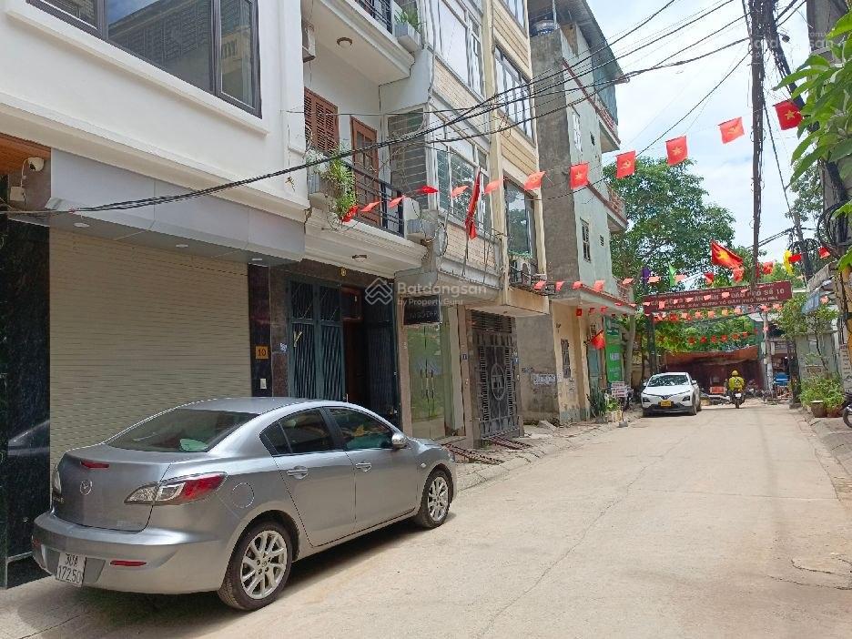 Nhà đẹp phố thanh bình, hà đông  ô tô đỗ cửa ngõ to thông mọi nơi  5 tầng 30m2 mặt tiền 3,2m2