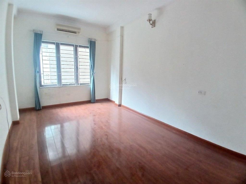 Bán nhà đẹp đường thanh bình, trung tâm mỗ lao hà đông  nội thất đẹp  yên tĩnh  phù hợp gia đình