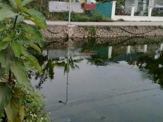 B.á.n đất xã phượng dực  view hồ  nở hậu  ô tô tránh  dt103m2  3xtr/m