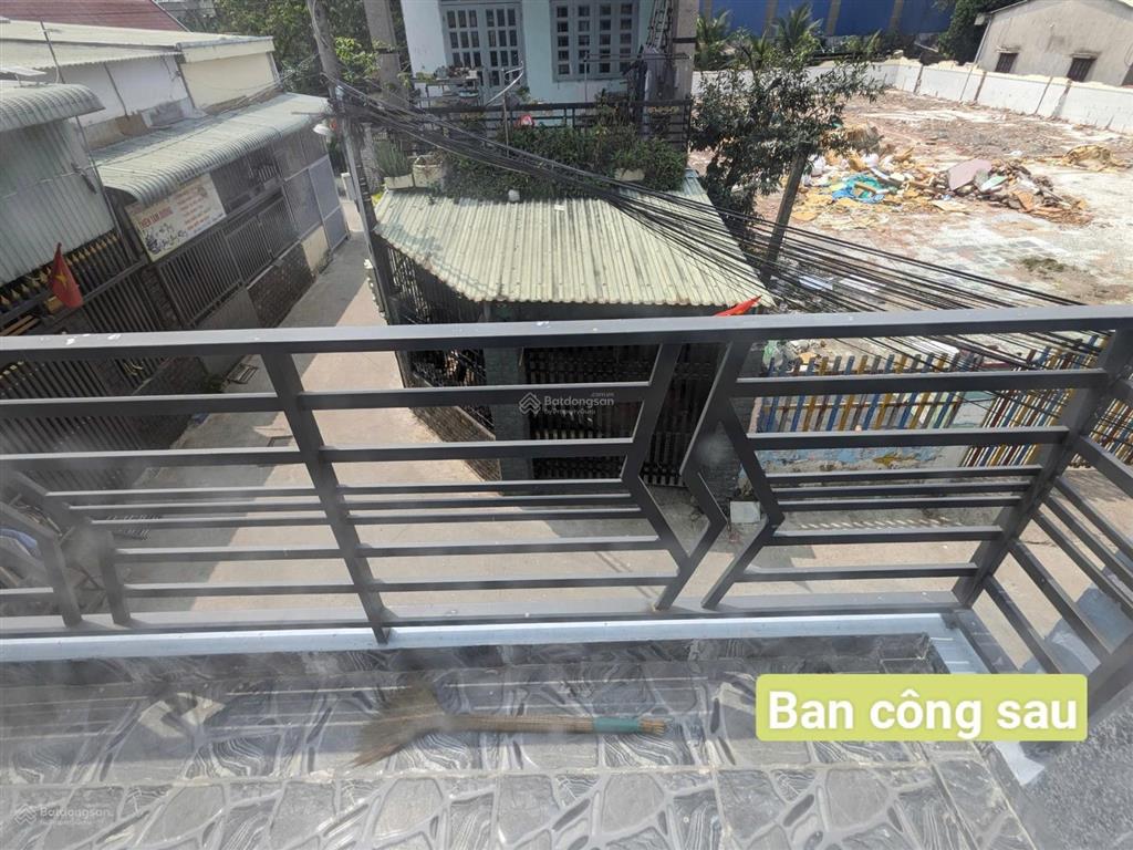 Bán nhà hẻm bùi thị xuân  dĩ an  2 mặt hẻm xe hơi  72m2 chỉ 3,4tỉ