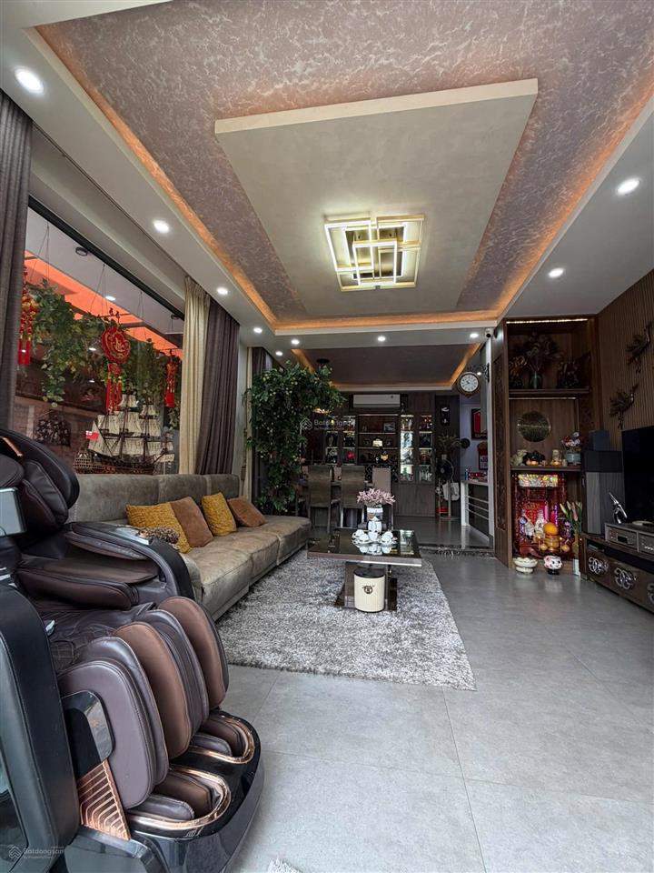 Chính chủ bán 15,8 tỷ | nhà 300m2 | thủ dầu một bình dương | tặng nội thất cao cấp