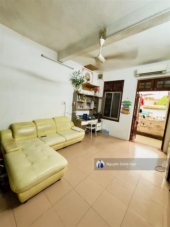 2,43tỷ sở hữu nhà trung tâm hai bà trưng, 2pn, sẵn sổ, gần hồ gươm, cực hiếm khó tìm.  0336 588 ***