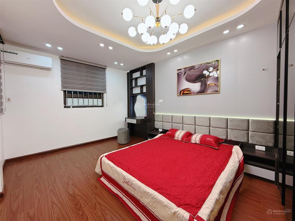 Bán nhà riêng tại kim ngưu, 6,15 tỷ, 27m2, 4 tầng, 3pn, đầy đủ nội thất