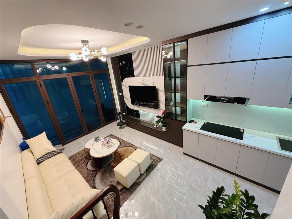Bán nhà riêng tại kim ngưu, 6,15 tỷ, 27m2, 4 tầng, 3pn, đầy đủ nội thất