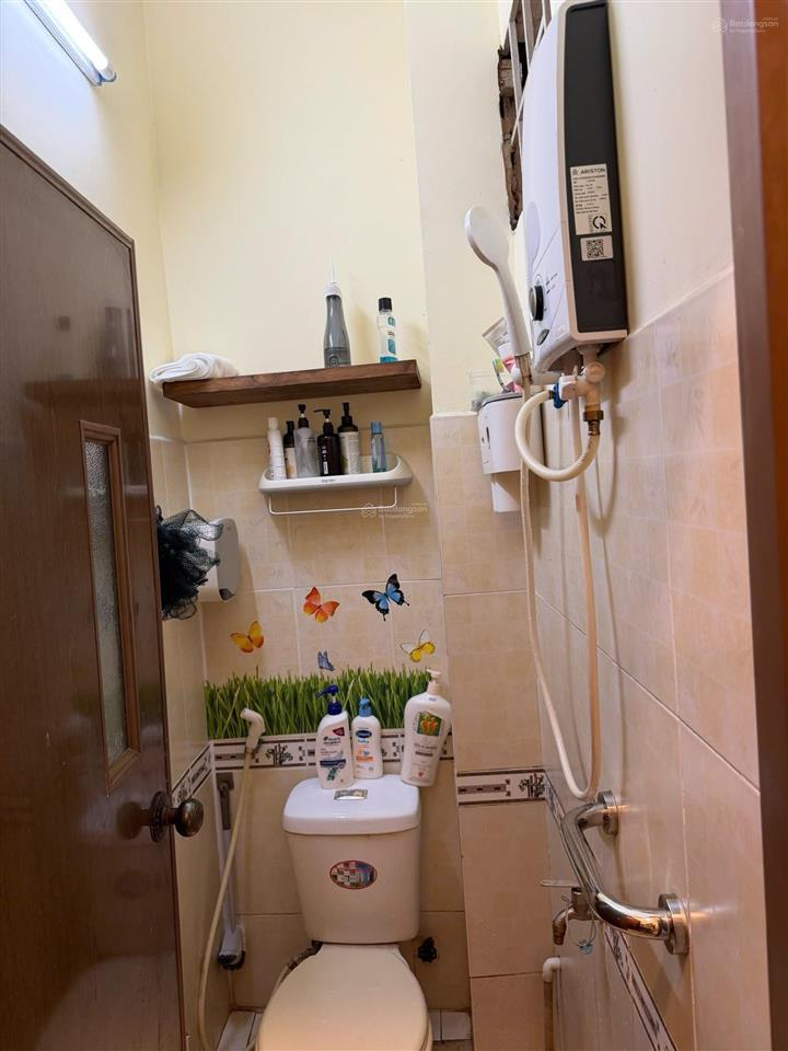 Nhà bán ngay chợ thị nghè dtcn 30m. sát hẻm xe hơi phường 21 bình thạnh