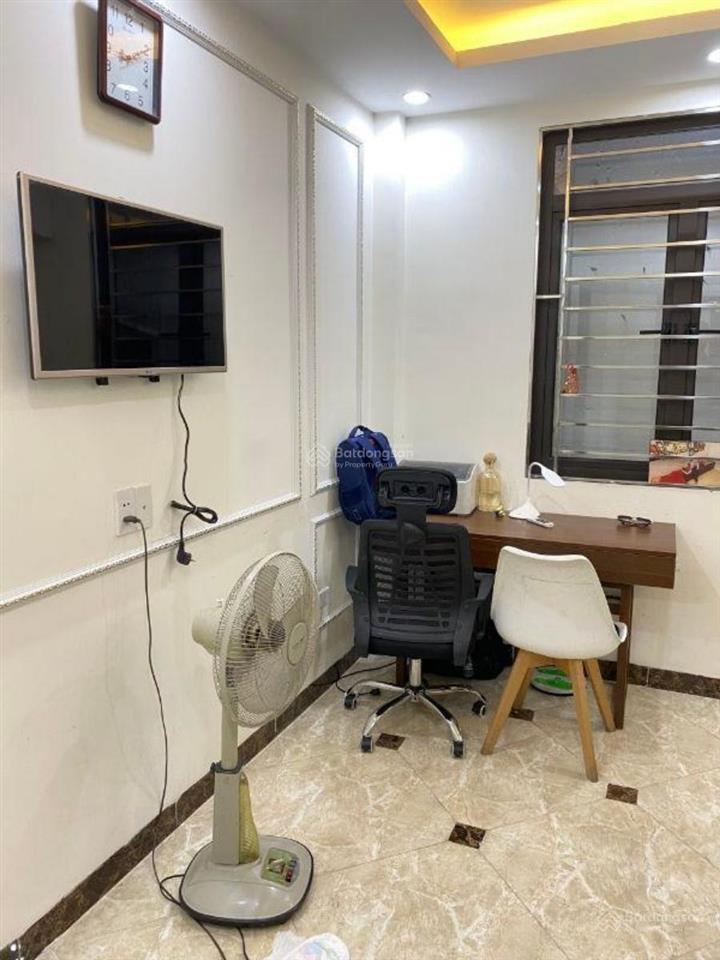 8.5 tỷ siêu phẩm minh khai 5 tầng mới cổng riêng 0395 911 ***