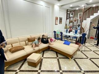 8.5 tỷ siêu phẩm minh khai 5 tầng mới cổng riêng 0395 911 ***