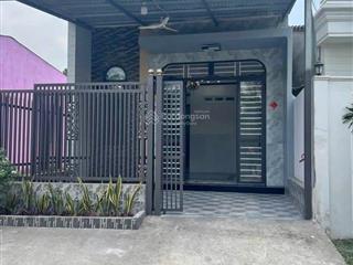 Chỉ 750tr có nhà sát coop.mart trảng bàng, ngang 7x29, sổ hồng riêng, đường oto.