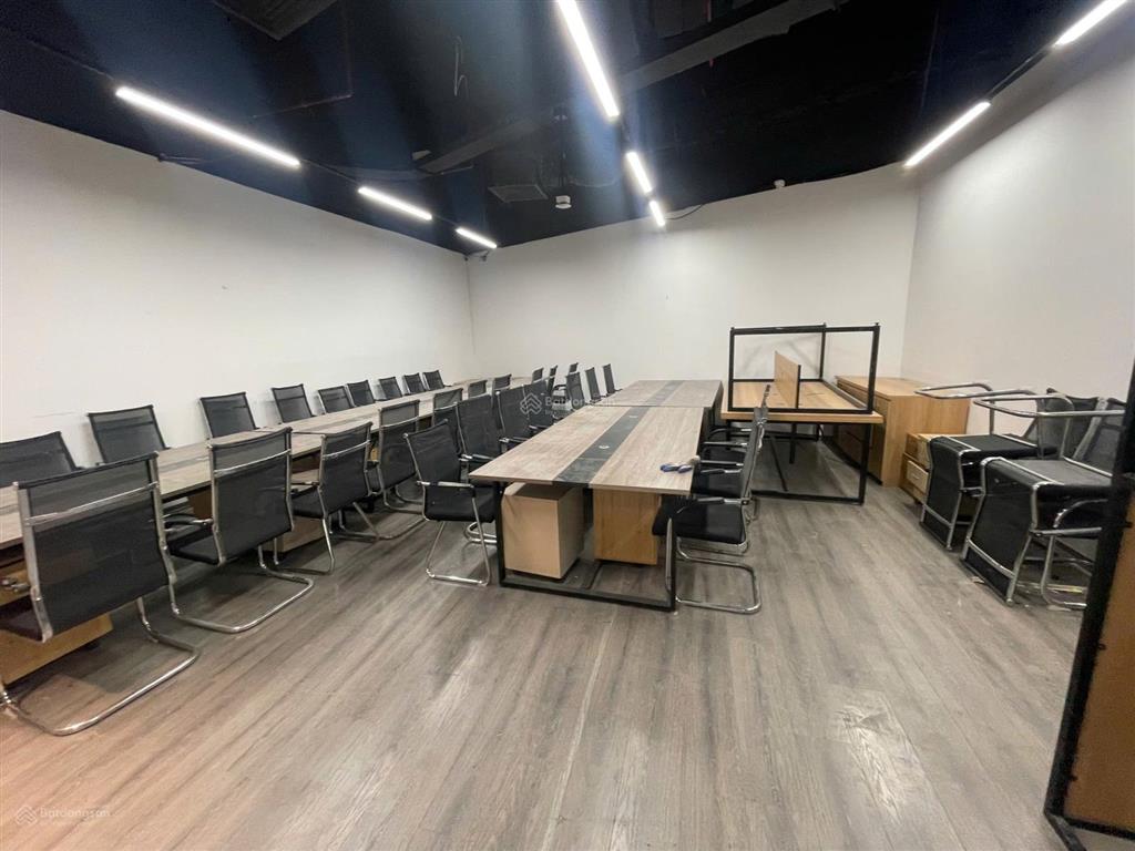 Cho thuê văn phòng tại 72a royal city, 366m2, view đẹp