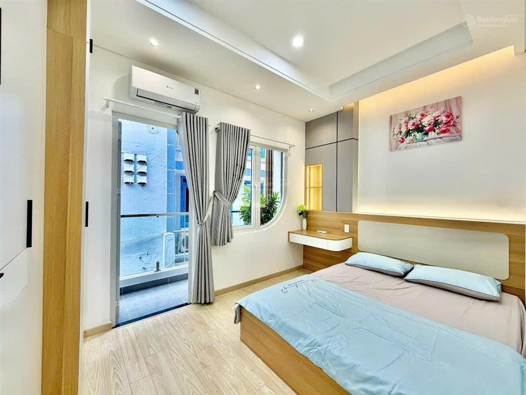 Nhà đẹp phan xích long, 3 tầng, 4pn full nt, shr