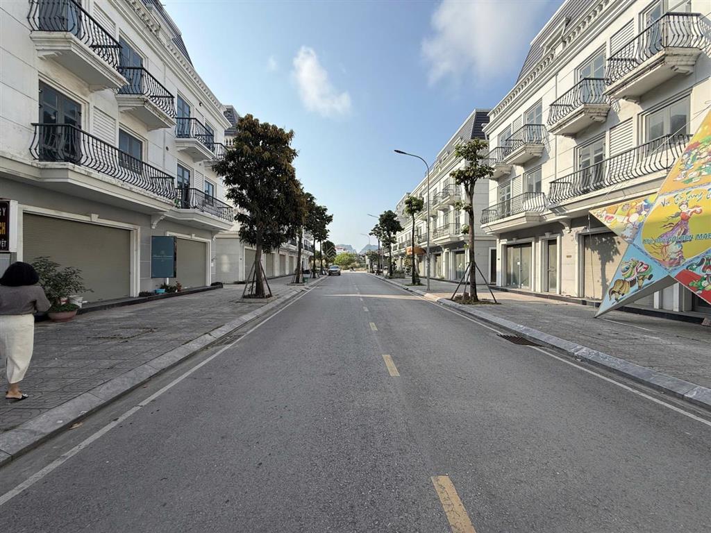 Bán shophouse tại vincom shophouse cẩm phả, giá ưu đãi 3,65 tỷ, 75m2