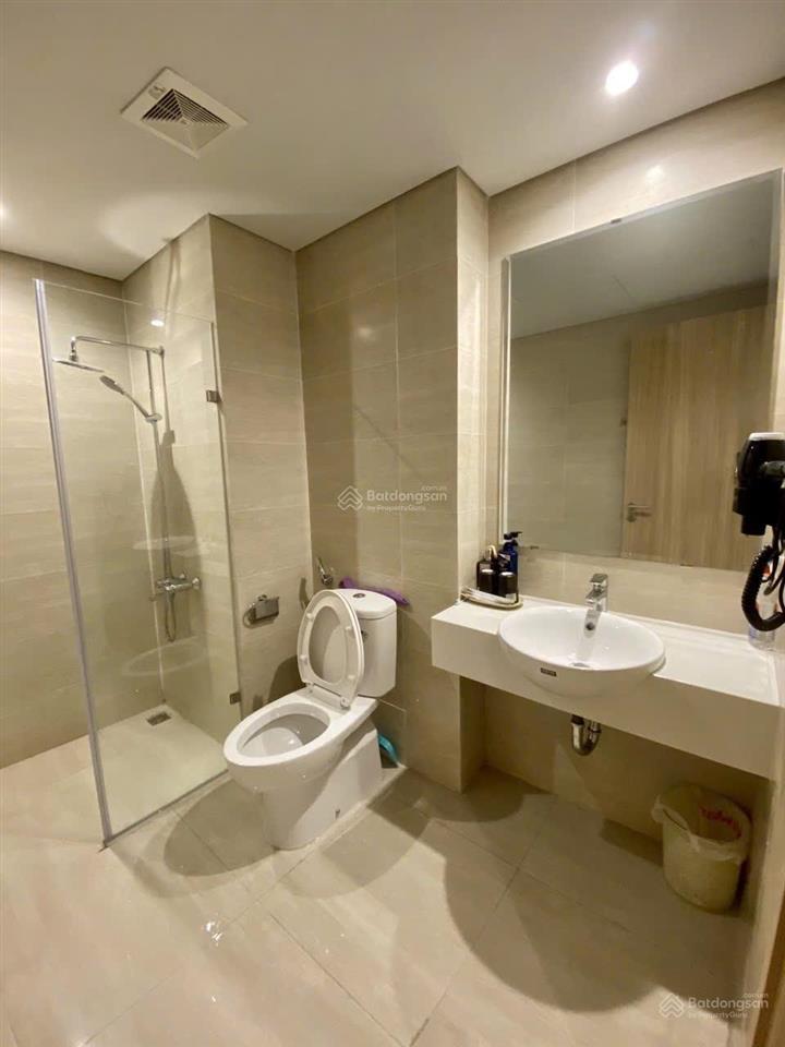 Chính chủ cắt lỗ căn 1pn 2 ban công 50m², full nội thất view biển giá chỉ 1,880 tỷ.