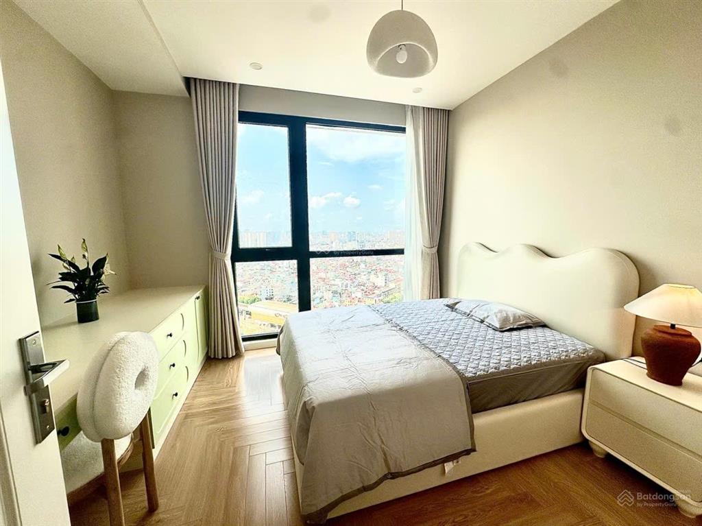 Chính chủ cho thuê căn góc hoa hậu ở royal city