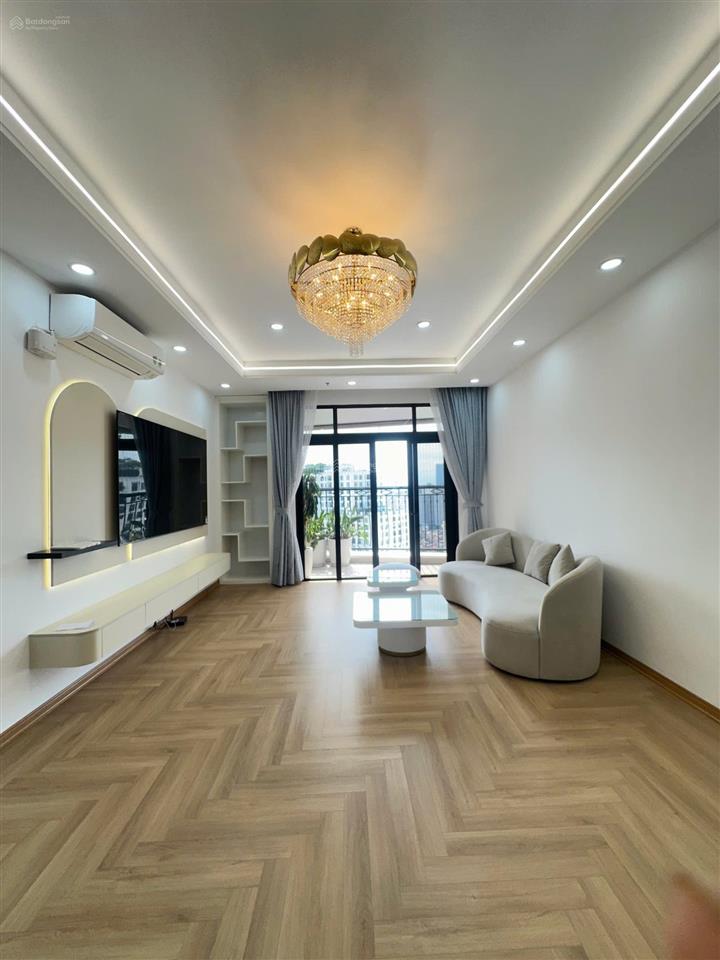 Chính chủ cần cho thuê hoặc bán căn hộ 3 ngủ chung cư royal city