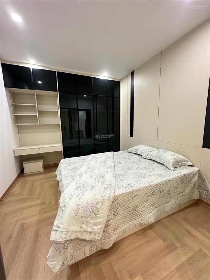 Chính chủ cần cho thuê hoặc bán căn hộ 3 ngủ chung cư royal city