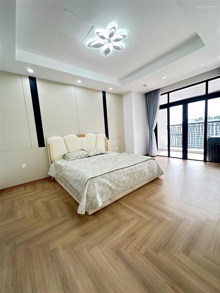 Chính chủ cần cho thuê hoặc bán căn hộ 3 ngủ chung cư royal city