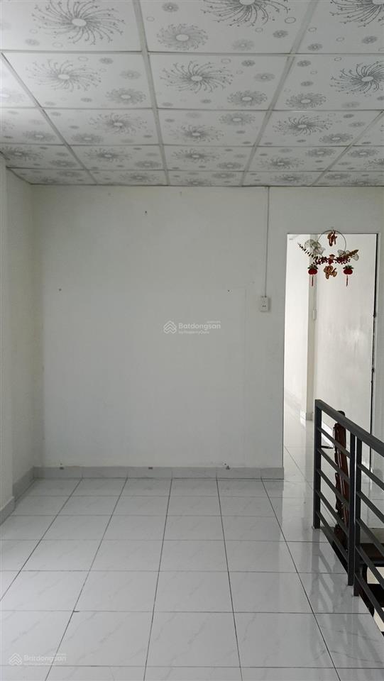 Nhà đẹp giá rẻ 41m2 bãi sậy 2 tầng btct ở ngay chỉ 4 tỷ nhỉnh