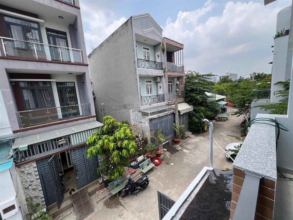 Nhà đẹp giá rẻ 54m2 trường lưu 4 tầng btct vào ở ngay chỉ 6 tỷ
