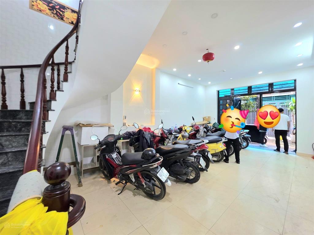 Bán chdv 69m2 trung tâm phú nhuận 4 tầng btct có dòng tiền chỉ 15 tỷ nhỉnh