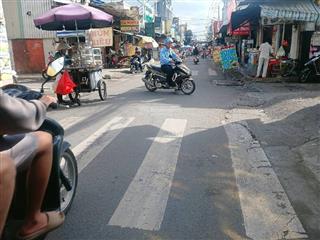 Bán nhà 410, giá 3,7 tỷ, sổ hồng riêng đường 6m thông tân kỳ tân quý