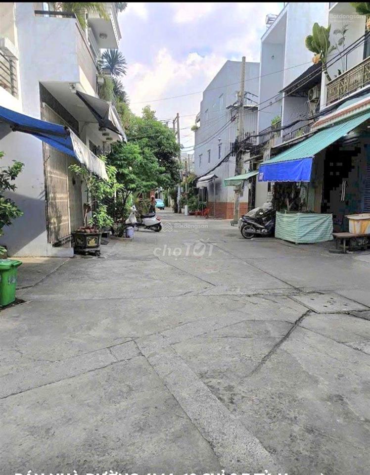 Bán nhà 418,3 tầng, giá 6,15 tỷ, giáp kênh nước đen, tân kỳ tân quý
chủ giảm mạnh 400 triệu để bá