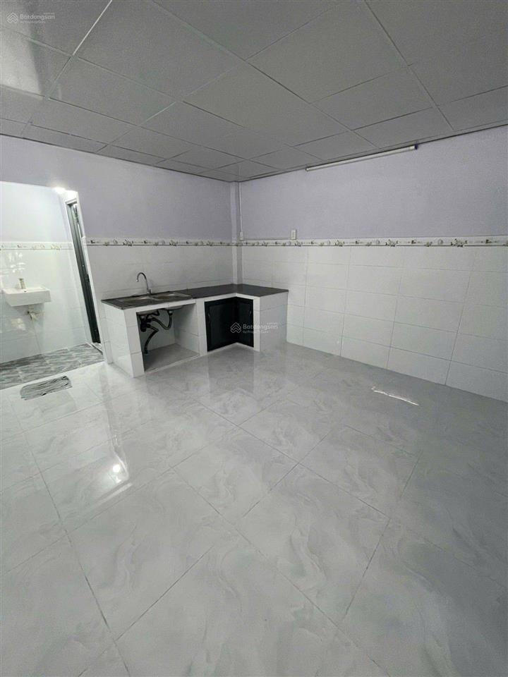 Bán nhà hẻm 78m2  sát aeon mall tân phú  ngay kênh tham lương, 4,65 tỷ