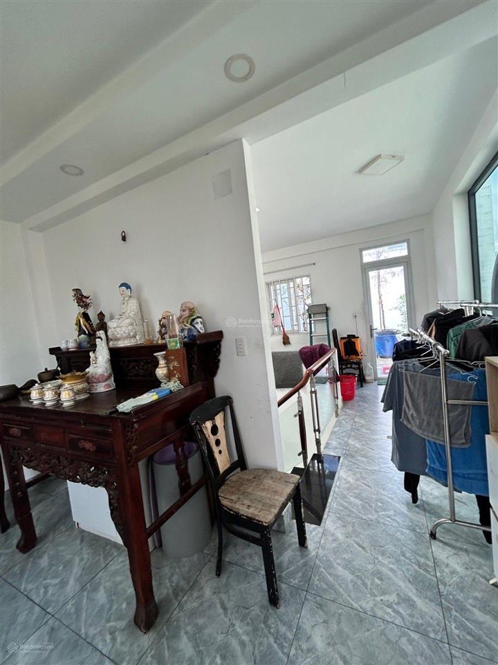 Bán nhà 4*14, 5 tầng, giá 5,6 ty,giáp mã lò, tân kỳ tân quýhẻm xe tải thông tứ tung, đang cho thuê