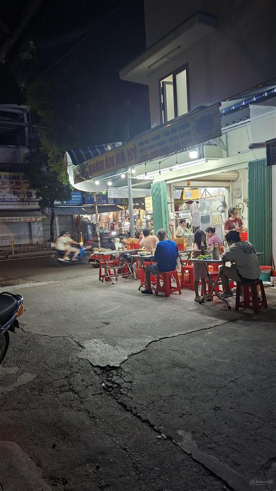 Bán nhà kinh doanh 420,4 tầng, 8,35 tỷ khu cầu trắng, tân phú nhà đang cho thuê, mặt tiền kinh