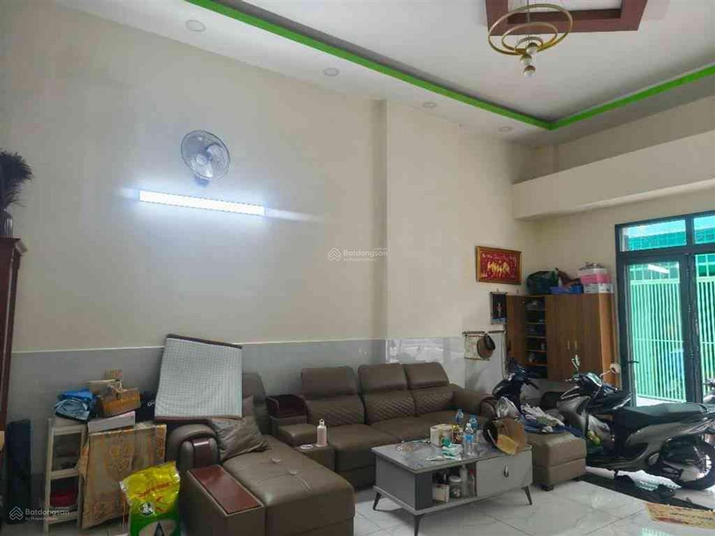 Bán nhà 4*10, 2 tầng, giá 3,65 tỷ, trước nhà 7m thông tân kỳ tân quý
