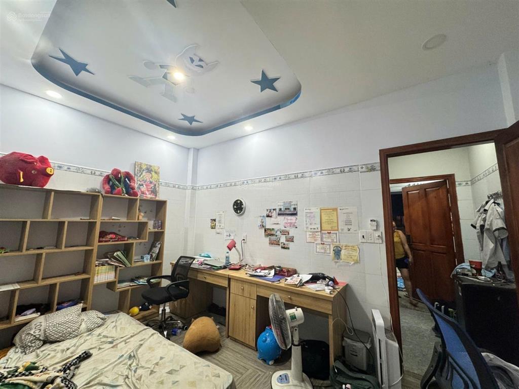 Bán nhà mặt tiền kinh doanh 8m, 4*20m, 3 tầng 8 tỷ ngay bình long tân phú. mặt tiền kinh doanh đỉnh