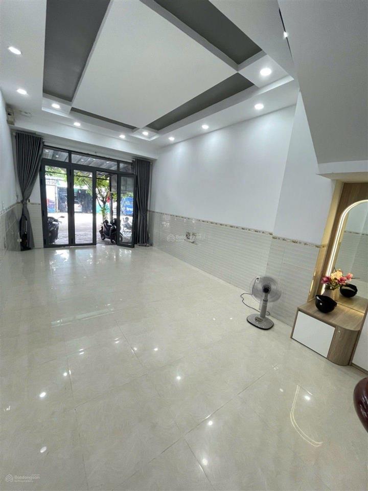 Bán nhà mặt tiền 80m2, 4x20, 4 tầng hoàn công, giá 8.8 tỷ, giáp tân kỳ tân quý với aeon tân phú