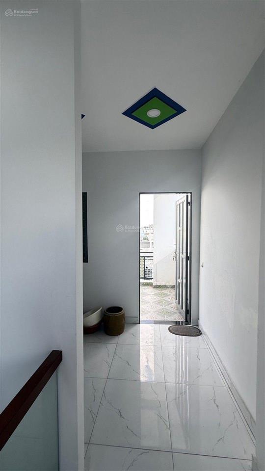 Bán nhà 4*12,8, 4 tầng, giá 5,3 tỷ, hoàn công giáp lê văn quới  nhà chính chủ thiết kế chỉn chu