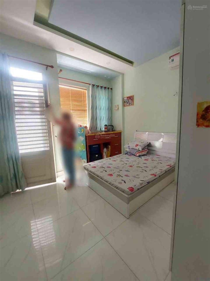 Bán nhà 3 tầng giá 6,35 tỷ, hoàn công ngay trường chinh