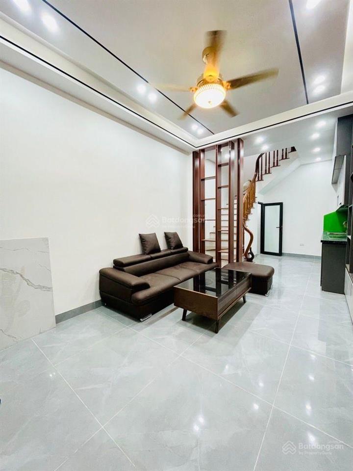 Bán nhà riêng ở vân canh hoài đức, 6,3 tỷ, 35m2, 5 tầng, 3pn, 4wc, ngõ thông thoáng, oto đỗ sát cửa