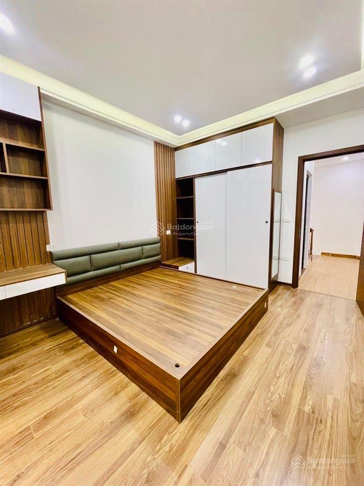 Bán nhà riêng ở vân canh hoài đức, 6,3 tỷ, 35m2, 5 tầng, 3pn, 4wc, ngõ thông thoáng, oto đỗ sát cửa