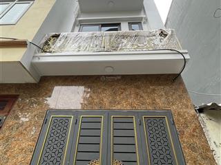 Bán nhà riêng trịnh văn bô xây mới 36m2*7t thang máy, full nội thất, ô tô đỗ cổng, nhà thoáng sáng.