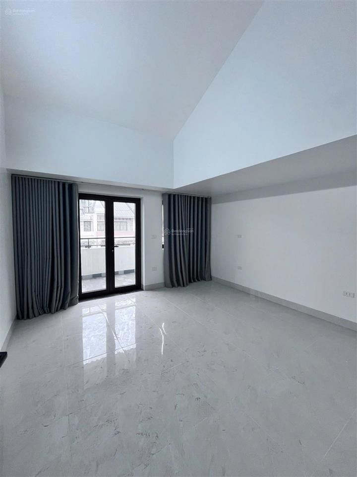 Cho thuê nhà liền kề mới 4 tầng, full điều hoà