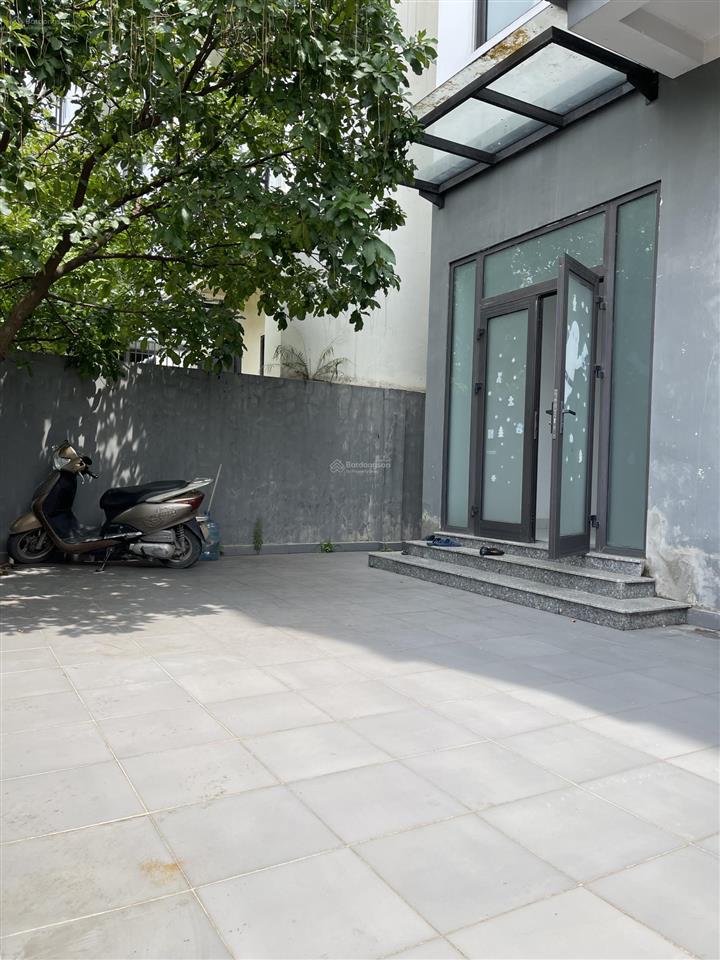 Cho thuê nguyên căn biệt thự garden xuân phương 145m2