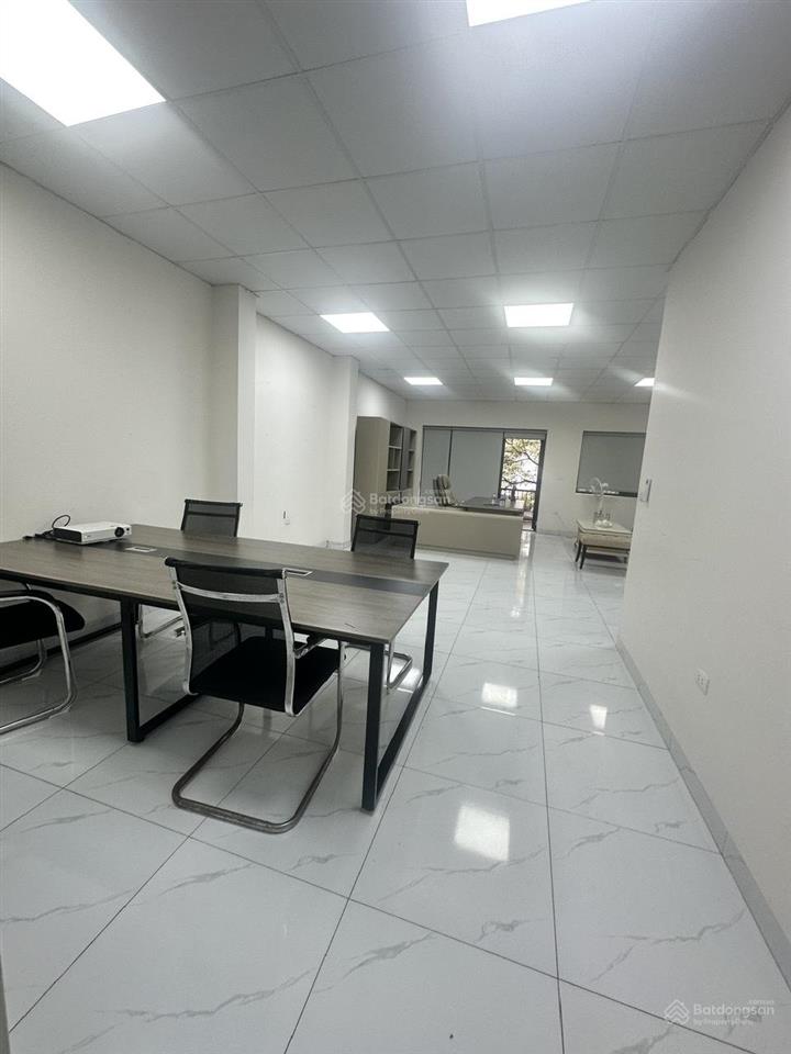 Cho thuê nhà liền kề tasco, foresa, 85m2*3 tầng, 18 triệu/ tháng