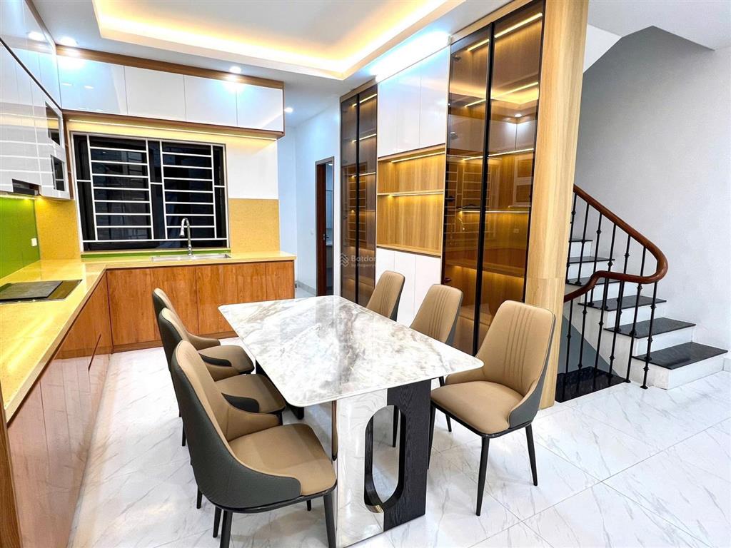 Cho thuê lk foresa trịnh văn bô 125m 5 tầng full nội thất 20tr/tháng