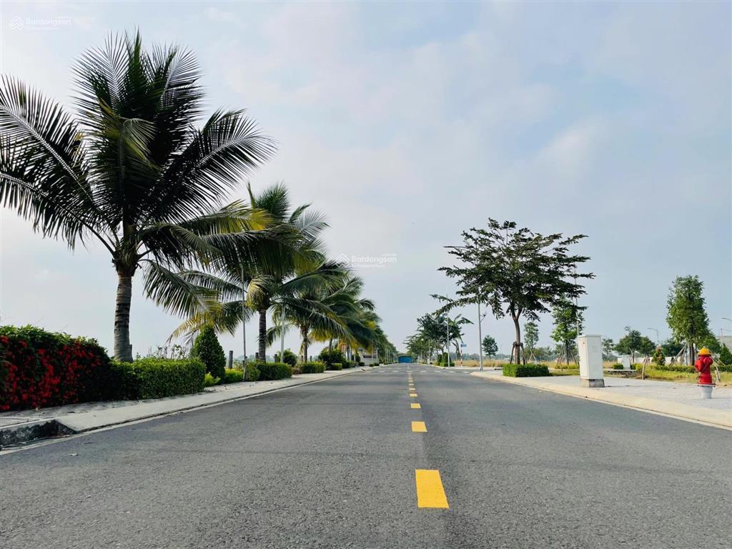 2,05 tỷ lô 100m2 tại king hill residences.  0973 013 ***