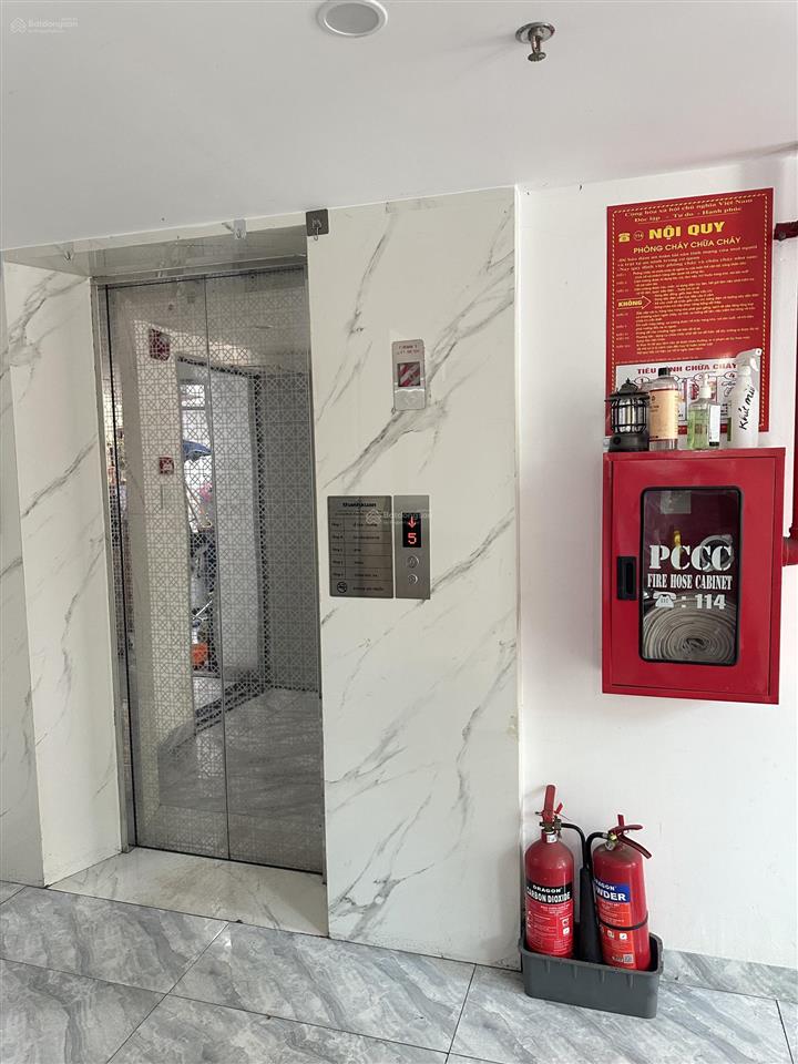 Chuyển nhượng toà nhà 7 tầng mặt tiền đường 10.5m phường hải châu, view pháo hoa