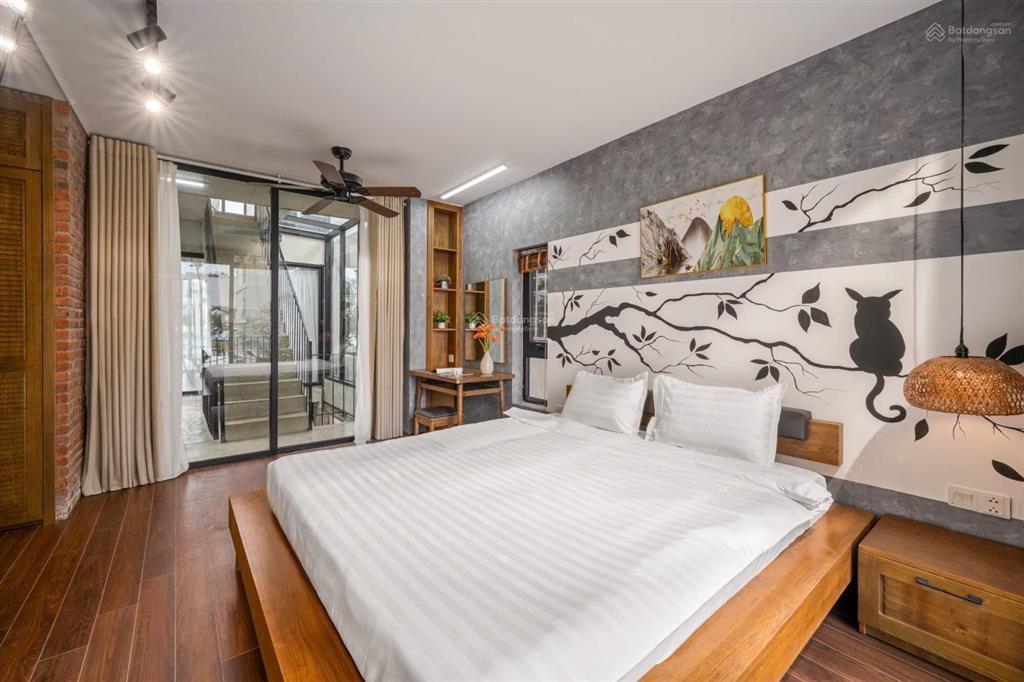 Chuyển nhượng căn villa 4 tầng mặt tiền đường phước trường 5, khu biển biển mỹ khê