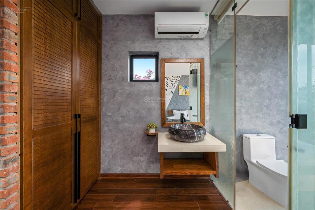 Chuyển nhượng căn villa 4 tầng mặt tiền đường phước trường 5, khu biển biển mỹ khê