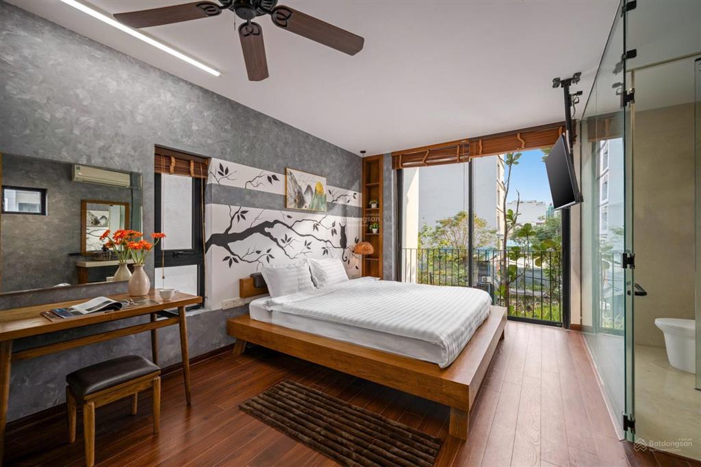 Chuyển nhượng căn villa 4 tầng mặt tiền đường phước trường 5, khu biển biển mỹ khê